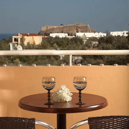 Blue Sky Ξενοδοχείο με διαμερίσματα 4*