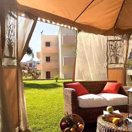 アパートホテル Blue Sky リンドス