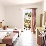 Blue Sky Lejlighedshotel 4*
