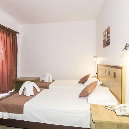 Apart Otel Blue Sky 4*