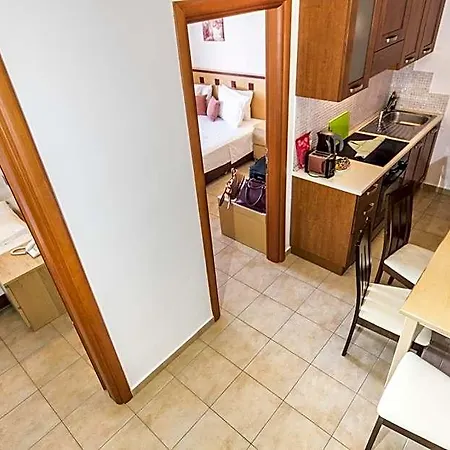 Blue Sky Hotel de apartamente 4*