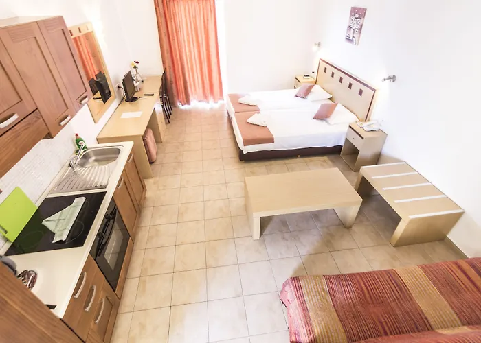 Blue Sky 4* Lindos (Rhodes)