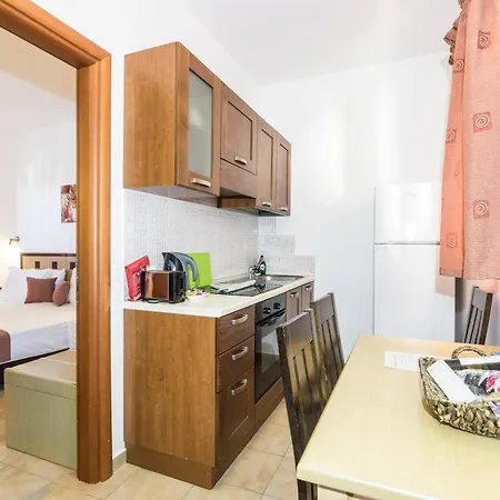 Apartahotel Blue Sky