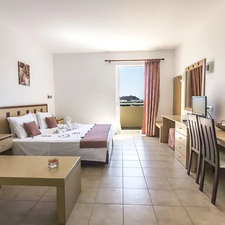 Blue Sky Apartahotel Líndos