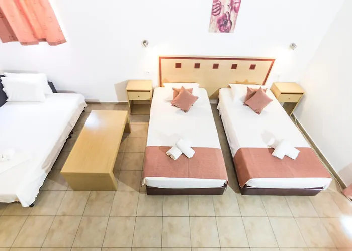 Blue Sky Aparthotel 4*