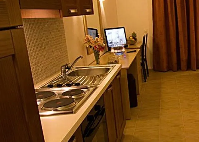 Blue Sky Aparthotel Líndos